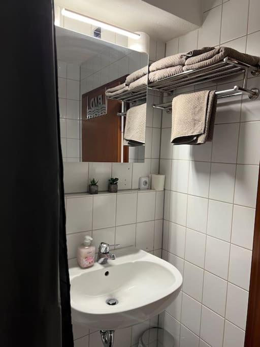 Apartment Am Stuttgarter Flughafen / Messe Leinfelden-Echterdingen Luaran gambar